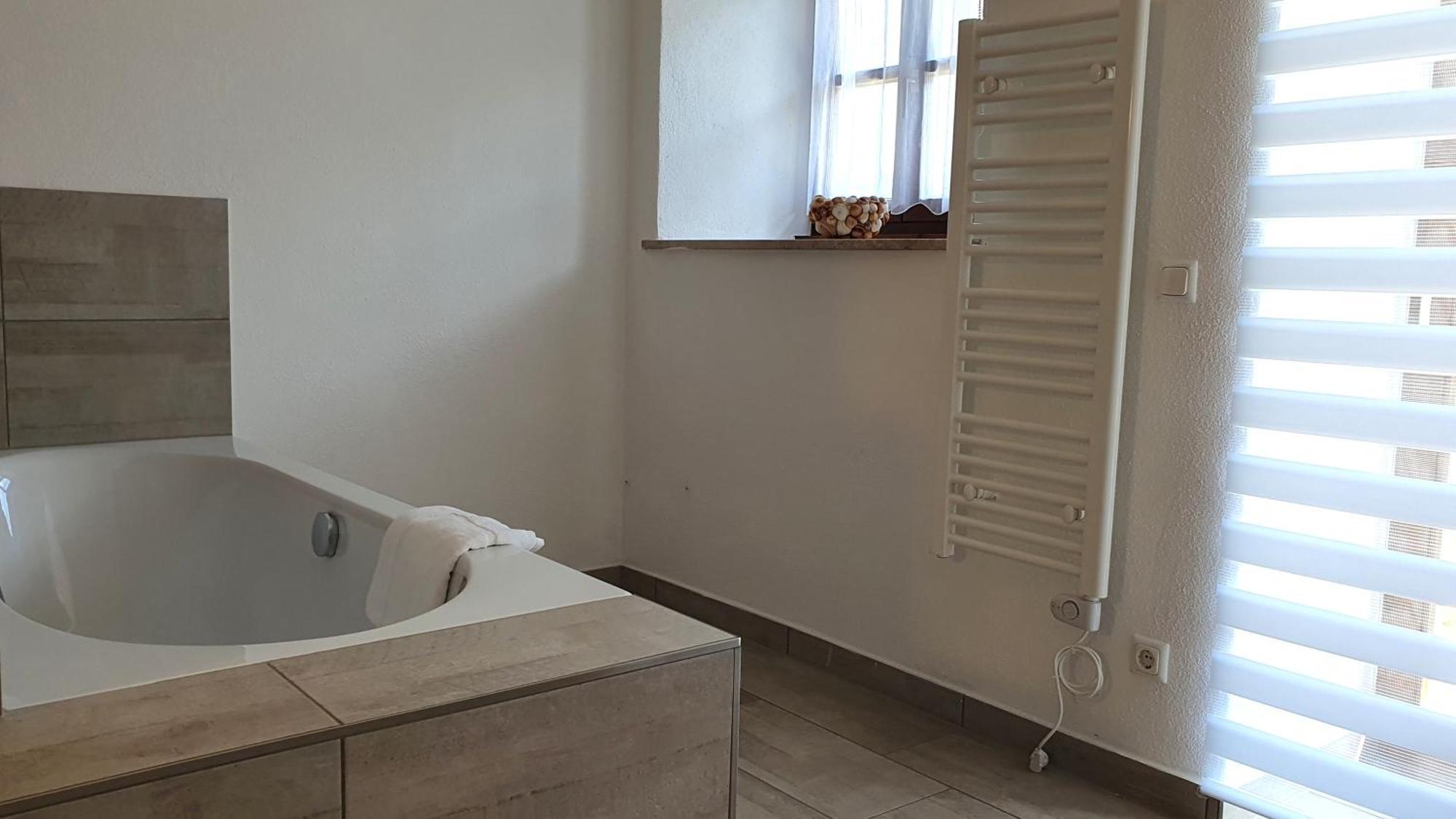 Ferienwohnung Mit Alpenblick - Kufstein Suite Am Simssee Stephanskirchen Exterior foto